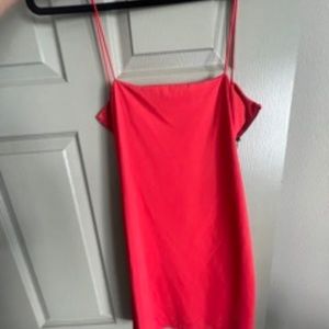 Alice and Olivia- Red size 6 Cocktail dress